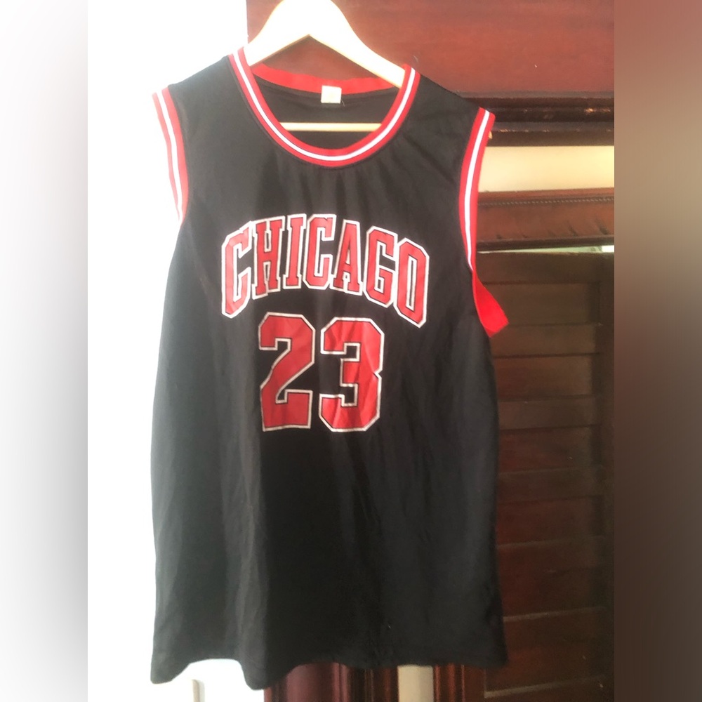Vintage Black and Red Jordan Chicago 23 Jersey 3x vintage fits like L